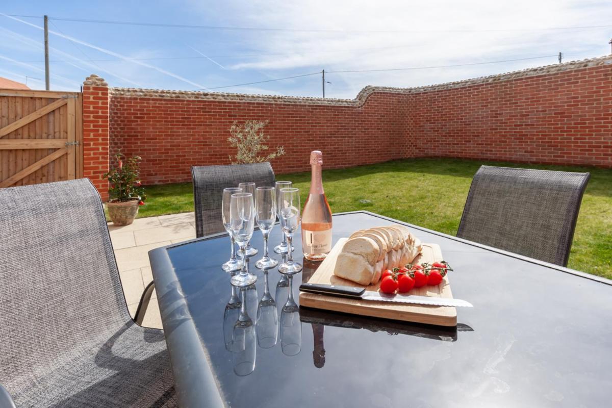 Choseley Cottage - Norfolk Cottage Agency Docking Εξωτερικό φωτογραφία